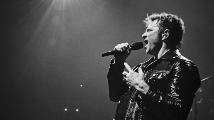 David Hallyday : il se justifie sur la polémique autour d’un titre de son père Johnny Hallyday, décrié par les militants féministes