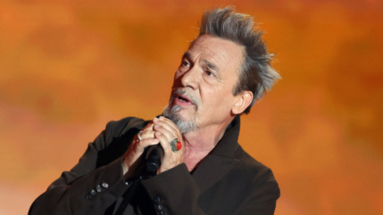Florent Pagny contraint de s'arr&ecirc;ter en plein concert ! Un souci de sant&eacute; qui remet en cause sa tourn&eacute;e ?