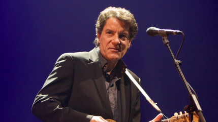 Francis Cabrel accusé d'être un "traître à sa région" pour une chanson !