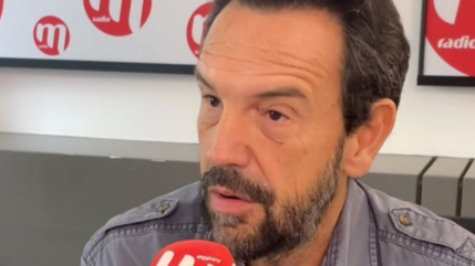 Gérald de Palmas  : avion, hélicoptère, parachute, ce qu'il a fait durant sa pause