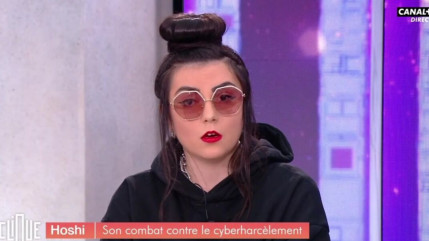 Hoshi : son témoignage glaçant sur le harcèlement qu'elle a subi après son baiser aux Victoires de la musique