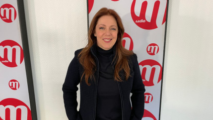 Isabelle Boulay : ses souvenirs avec Benjamin Biolay, Charles Aznavour et Johnny Hallyday