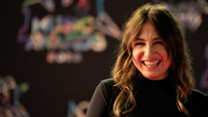 Izia Higelin : "on le foutrait à terre" ses propos choquant sur Emmanuel Macron...