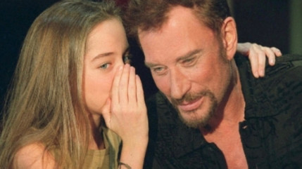 Johnny Hallyday : Clémence raconte l'histoire folle de son duo avec la star sur "On a tous besoin d'amour" Johnny Hallyday : Clémence raconte l'histoire folle de son duo avec la star sur "On a tous besoin d'amour"