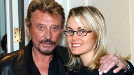 Laeticia Hallyday "compl&egrave;tement &eacute;cart&eacute;e" du biopic officiel de Johnny Hallyday !