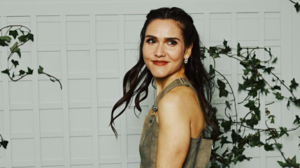 Joyce Jonathan : vivement critiquée pour une photo d'elle en maillot de bain, la chanteuse sort les crocs !