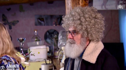 Julien Doré en invité surprise dans "L'amour est dans le pré" ? Julien Doré en invité surprise dans "L'amour est dans le pré" ?