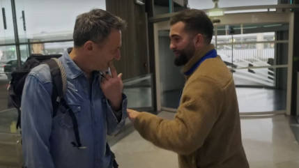 Kendji dans "Rendez-vous en terre inconnue" : pleurs et peurs, le chanteur revient bouleversé