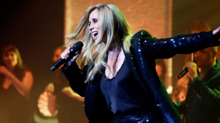 Lara Fabian : elle dévoile les secrets de sa forme olympique Lara Fabian : elle dévoile les secrets de sa forme olympique