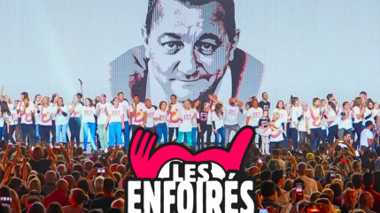 Les Enfoirés : découvrez la liste des stars aux micros coupés car ils chantent faux