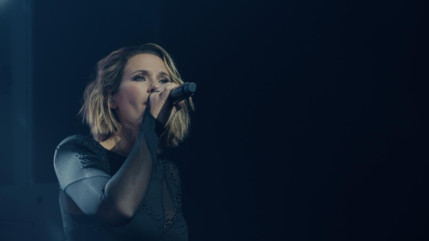 Lorie : son compagnon Yann Dernaucourt a découvert 3 immenses stars de la chanson française