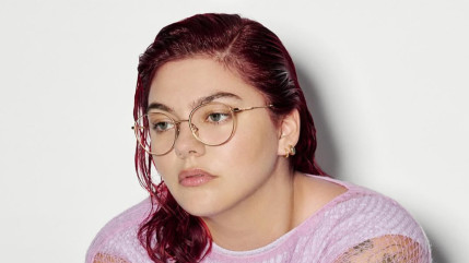 Louane égérie d'une grande marque mondiale de lunette, et c'est sublime !