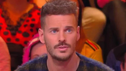 M Pokora s’énerve lors du match de foot France-Maroc
