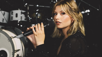 Marine : une demande en mariage en plein pendant son concert &agrave; l'Olympia !