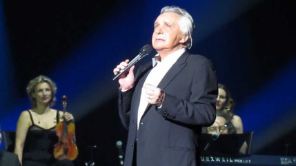 Michel Sardou va remonter sur scène ! Michel Sardou va remonter sur scène !
