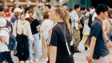 Nouveaux titres, un duo boulversant, ... Héléna frappe fort avec la réédition de "Hélé" Nouveaux titres, un duo boulversant, ... Héléna frappe fort avec la réédition de "Hélé"