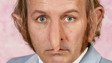 Philippe Katerine fesses à l'air devant sa maman : Il explique leur étrange "rituel"