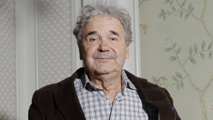 Pierre Perret : pourquoi il décide d'arrêter les concerts Pierre Perret : pourquoi il décide d'arrêter les concerts