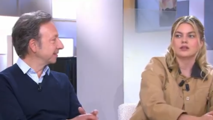 Quand Louane se retrouve mal à l’aise en direct face à Anne-Elisabeth Lemoine dans C à Vous Quand Louane se retrouve mal à l’aise en direct face à Anne-Elisabeth Lemoine dans C à Vous