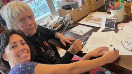 Renaud : une rare photo avec Cerise d&eacute;voile leur tendre quotidien