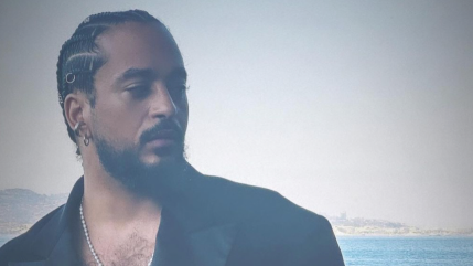 Slimane : “Mon amour” cartonne même à l’international ! Slimane : “Mon amour” cartonne même à l’international !