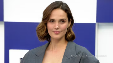 Un r&eacute;veillon plac&eacute; sous le signe de l&rsquo;amour et de la joie pour Camille Lou !