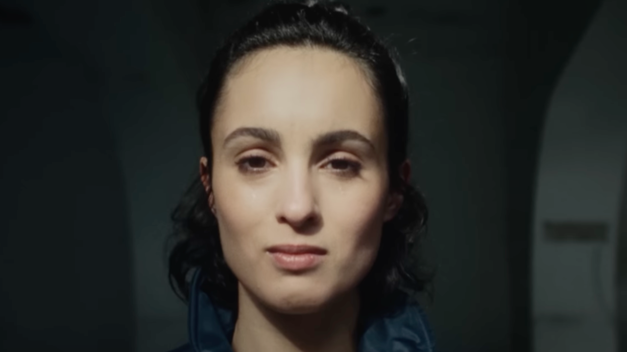 Barbara Pravi crie "Lève-toi" !