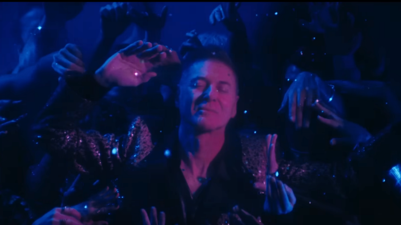 Etienne Daho parle d'amour dans "Boyfriend"