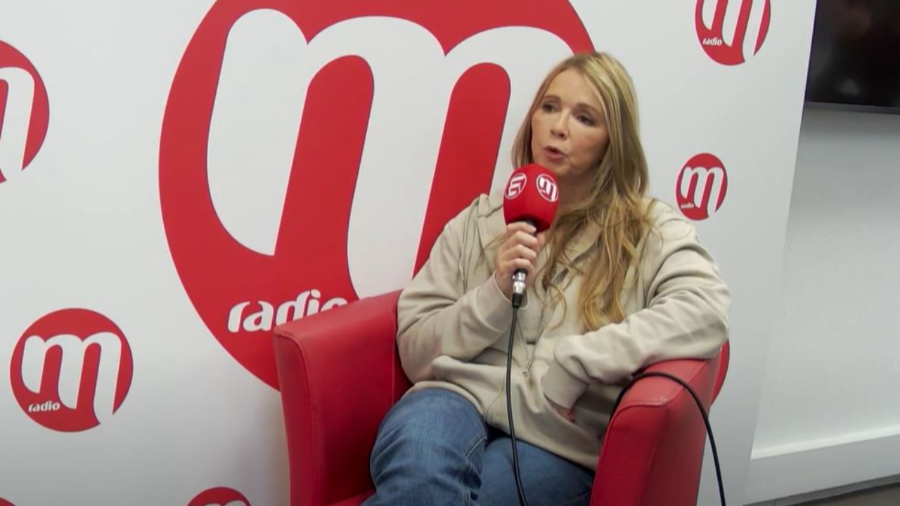 Hélène Rollès "En tête à tête" avec Ombeline sur M Radio !