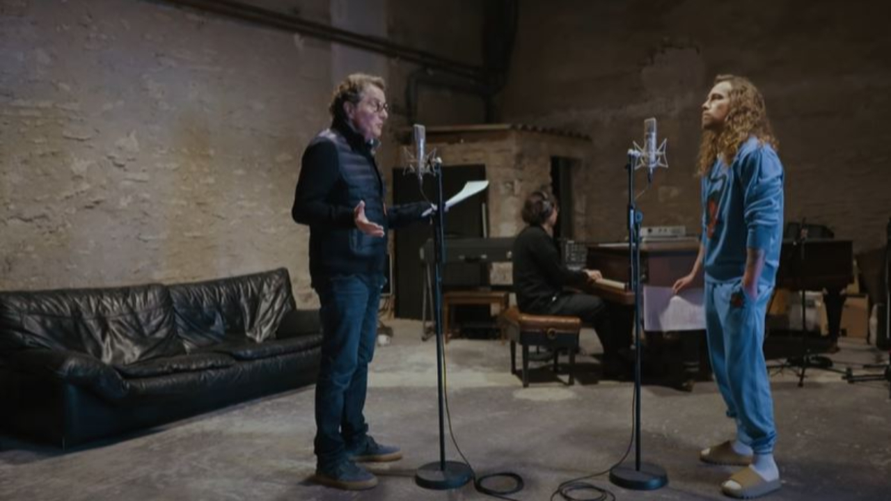 Julien Doré en tête à tête avec Francis Cabrel dans le sublime clip de "Un homme heureux"
