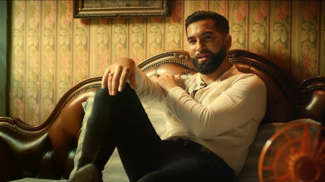 Kendji Girac se prend pour un "Desperado"