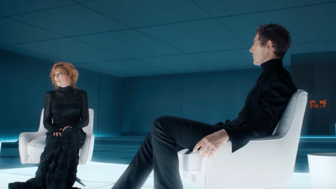 Mylène Farmer balance un "Rayon vert"