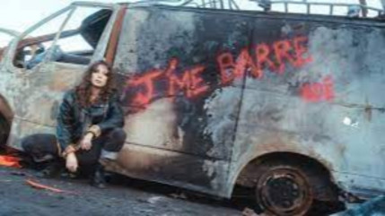 Adé est claire "J'me barre" Adé est claire "J'me barre"