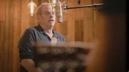 Garou dévoile le clip de "Si tu t'appelles mélancolie" Garou dévoile le clip de "Si tu t'appelles mélancolie"