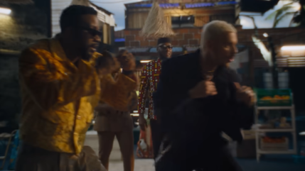 M. Pokora invite Fally Ipupa pour le titre "Chez toi, chez moi"