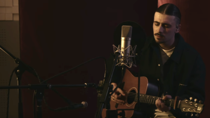 Pierre Garnier : la version acoustique de "Ceux qu'on était" dévoilée !